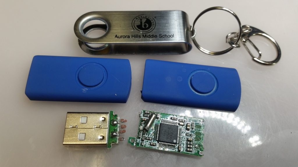 CUSTOM USB THUMB FLASH DRIVE DATA RECOVERY BY QUBEX DENVER 720-319-7239 BROKEN USB CONNECTOR THORN TRACES RESIZED